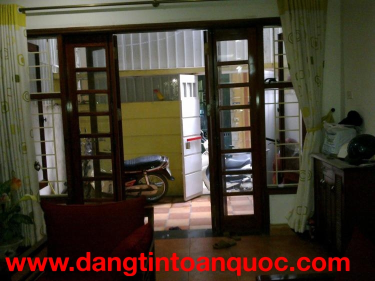 Cho thuê nhà Hoàng Văn Thái 60m x 4 tầng, 4 phòng ngủ, 3 WC, 16.5 Triệu