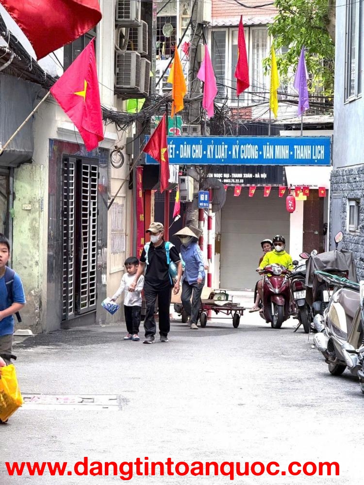 BÁN NHÀ HÀNG SIÊU ĐẸP 10M RA MẶT PHỐ - OTO ĐỖ CỬA - NHÀ DÂN XÂY KIÊN CỐ - NGÕ THÔNG TỨ TUNG - SỔ VUÔ