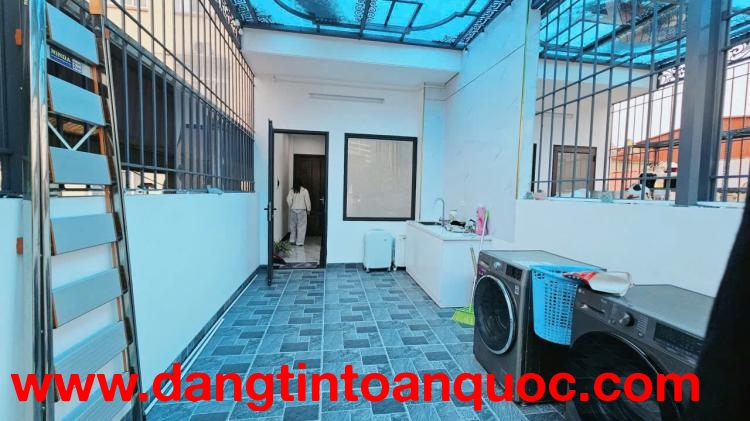 SIÊU PHẨM VĂN CAO 43M 5 TẦNG THANG MÁY FULL NỘI THẤT NGÕ THÔNG 2 MẶT NGÕ GIÁ 16.8 TỶ 0336212066