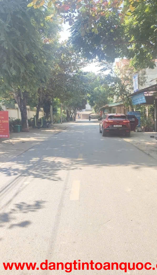 Cần tiền kinh doanh nhượng lại đất xây biệt thự vườn sổ đỏ sẵn.