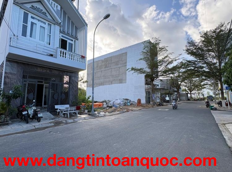 Bán đất Hòn Rớ 2 - Phường Nam Nha Trang, Khánh Hòa - Gần sông mát mẻ , đối diện Đảo 3 Sungroup