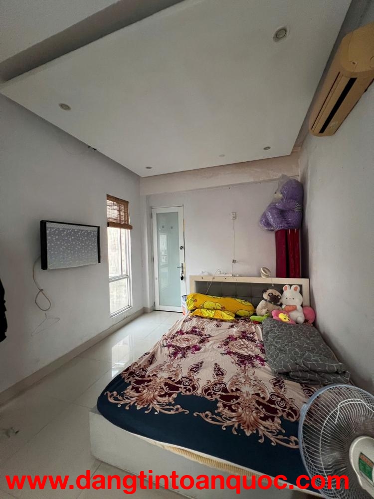 CẦN PASS TRỌ GẤP – FULL NỘI THẤT, GẦN UEH - TP HỒ CHÍ MINH