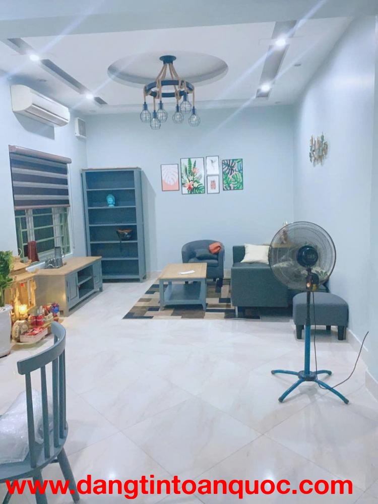 Hàng hiếm! Bán nhà Hàng Chuối, 40m2, mặt tiền 4.5m, nhỉnh 14 tỷ, ngõ rộng thoáng