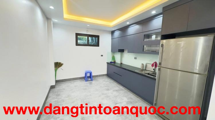 Tầm tiền hiếm! Bán nhà mặt phố Trung Phụng, 30m2, mặt tiền 5m, 16.6 tỷ, kinh doanh đỉnh