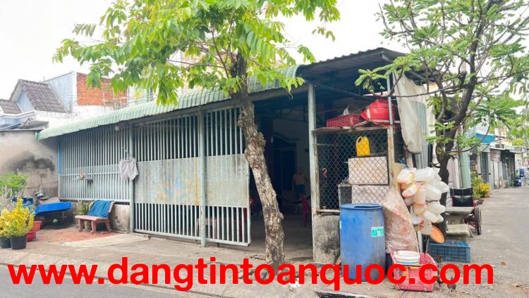 BÁN NHÀ ĐẤT TẠI HÓC MÔN, DT 177M2, SẴN SỔ, CHỈ 3.8 TỶ. LH: 0765659378