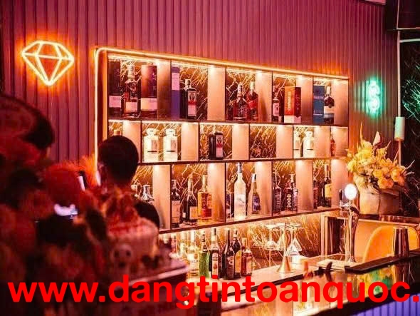 SANG NHƯỢNG QUÁN BAR GOLD LOUNGE PHÚ MỸ HƯNG TP.HCM