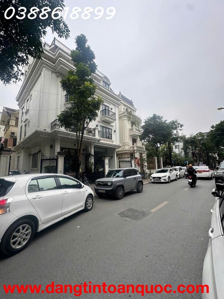 BÁN  BIỆT THỰ SIÊU VIP -MẶT PHỐ CẦU GIẤY - 190 M2 x 4T - MẶT TIỀN 14M - KINH DOANH ĐỈNH - VIEW TRƯỜN