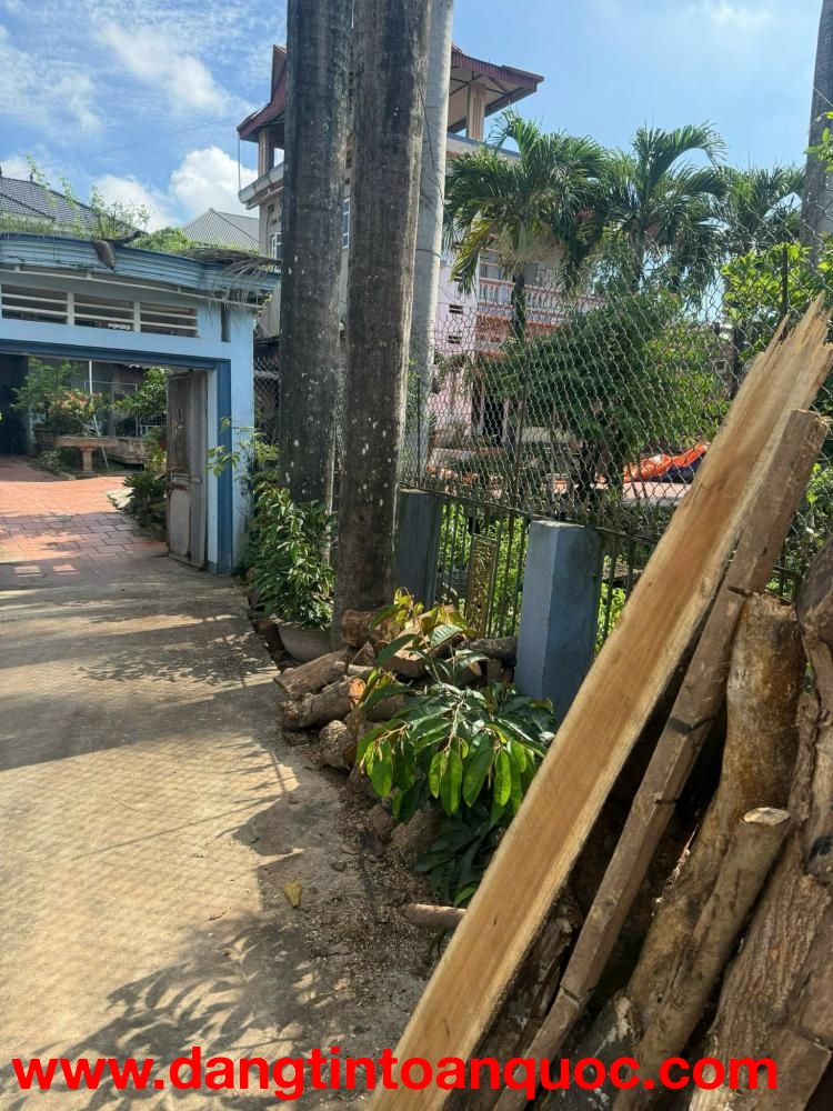 Chỉ 650 triệu - Có Lô Đất tại Trung tâm Thị Trấn Kép, Lạng Giang, Tỉnh Bắc Giang 112,5m2- Mt 6m