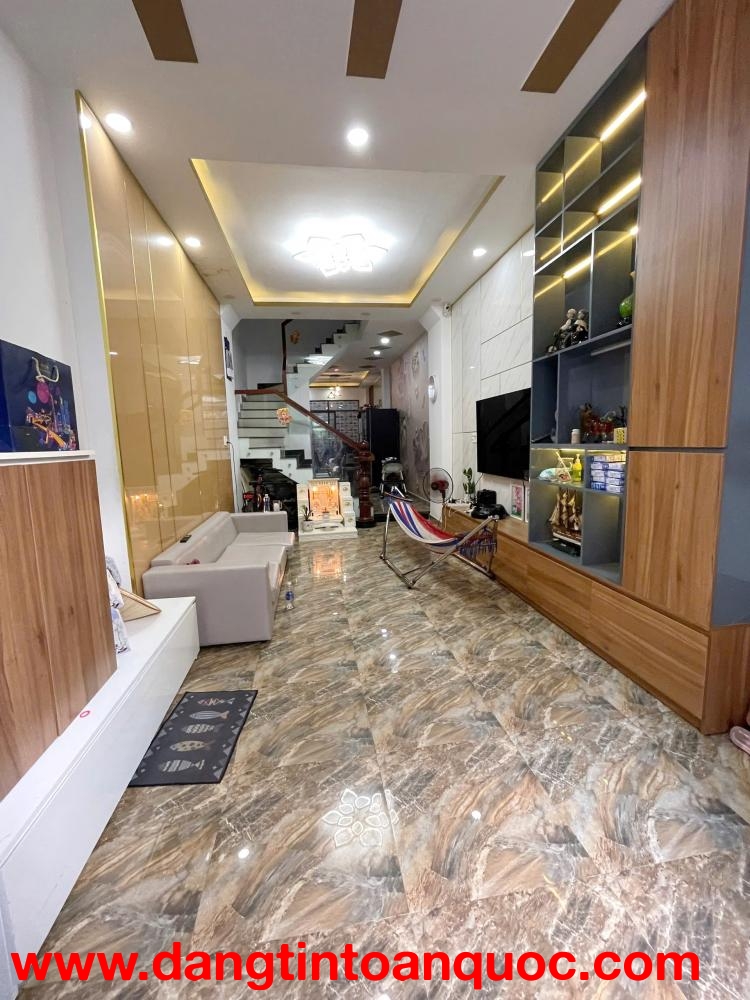 Nhà mới 6 tầng hẻm thông đường Âu Dương Lân P. Chánh Hưng. Giá 8,96 tỷ TL