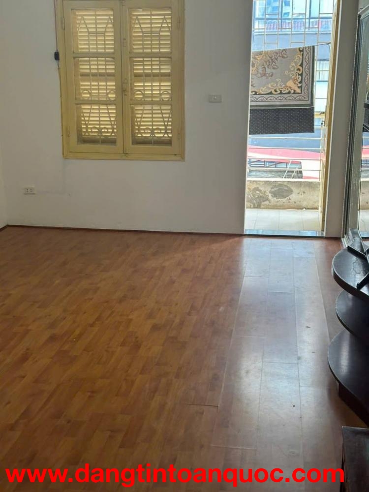 Cần cho thuê căn TT 115 Núi Trúc Giảng Võ 90m2 - 03 ngủ - 12 triệu