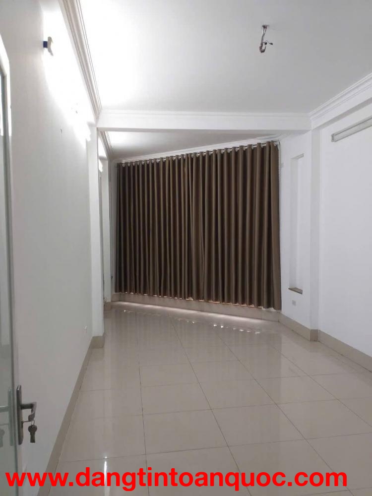 Cần cho thuê nhà mặt tiền ô tô qua lại - Tố Hữu  5.5 tầng - 39m² - mt 5m - 04 phòng - 18tr