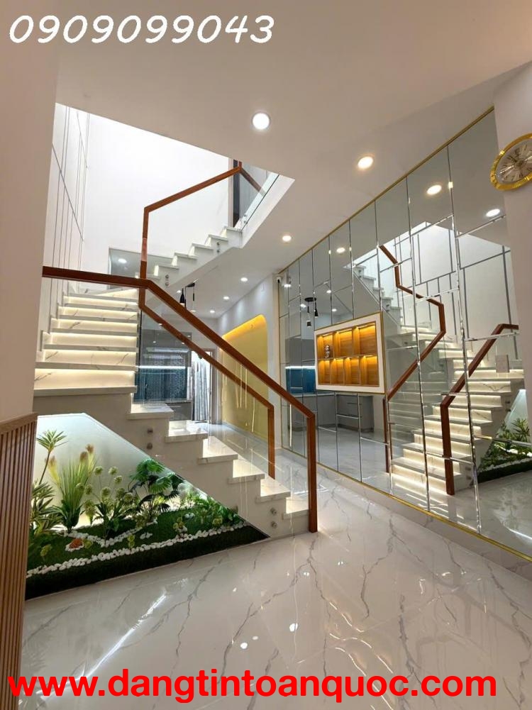 B1 NHÀ MỚI XÂY MỚI-VÀO Ở NGAY ĐÔNG HƯNG THUẬN Q12
GẦN CHỢ CẦU QUANG TRUNG GIÁP VÁCH GÒ VẤP 67M2