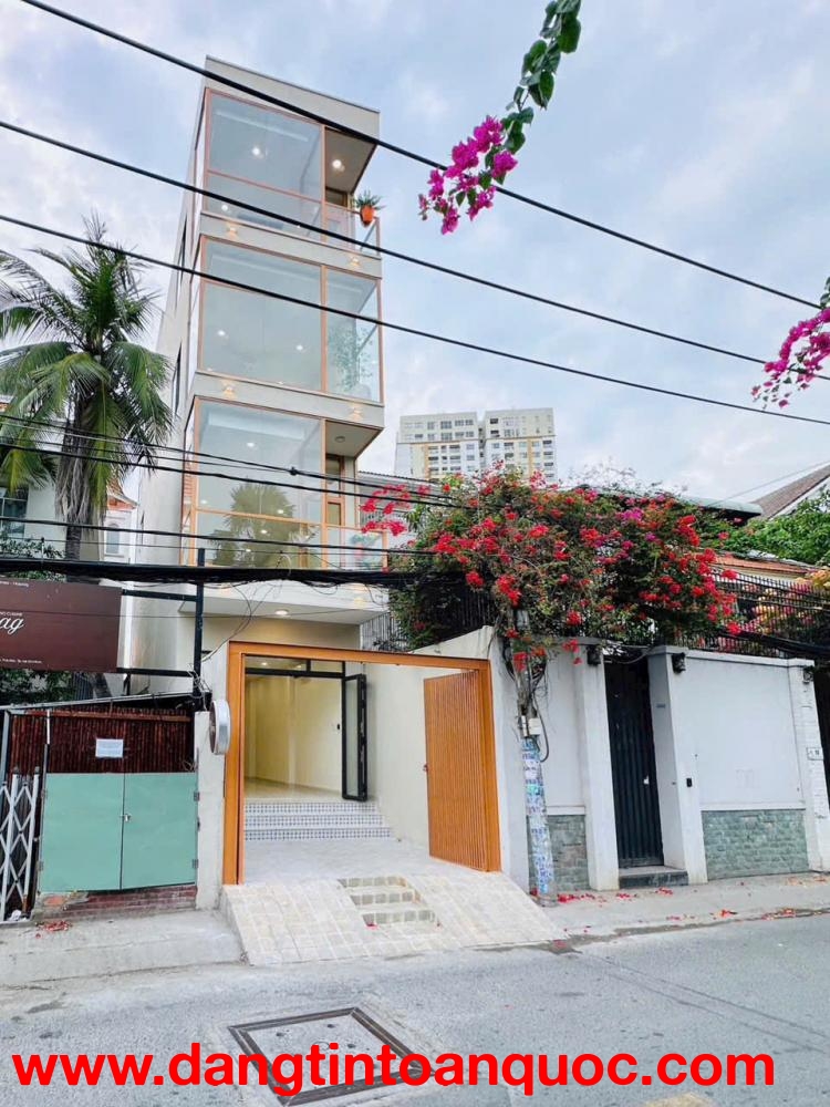 cần Bán Nhà Phố Thảo Điền Quận 2 ,  đường Số 47 Thảo Điền