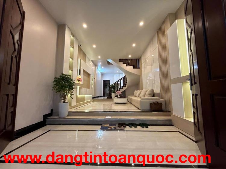 SỞ HỮU NGAY NHÀ ĐẸP - GIÁ TỐT - Vị Trí Đắc Địa Tại Ngõ 254 Minh Khai, Hoàng Mai, Hà Nội