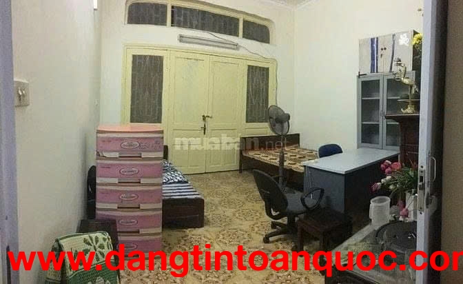 Cho thuê phòng 39m², tầng 1 phố Thanh Nhàn gần Bách-Kinh-Xây, Ưu tiên sinh viên Nam thuê