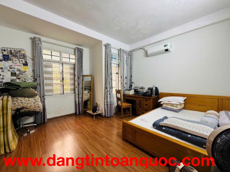 ????????Bán nhà 2 tầng MT đường Dũng Sĩ Thanh Khê - Gần biển