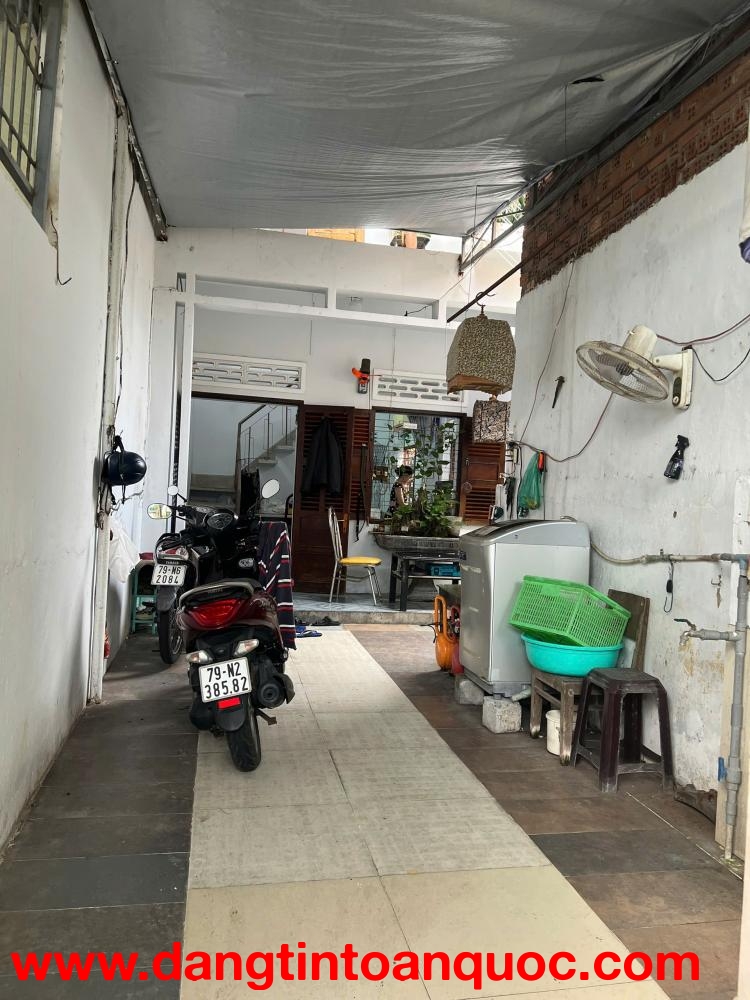 40m HXH - 4.1 tỷ - Nguyễn Thị Định (Q2) - 4 Tầng