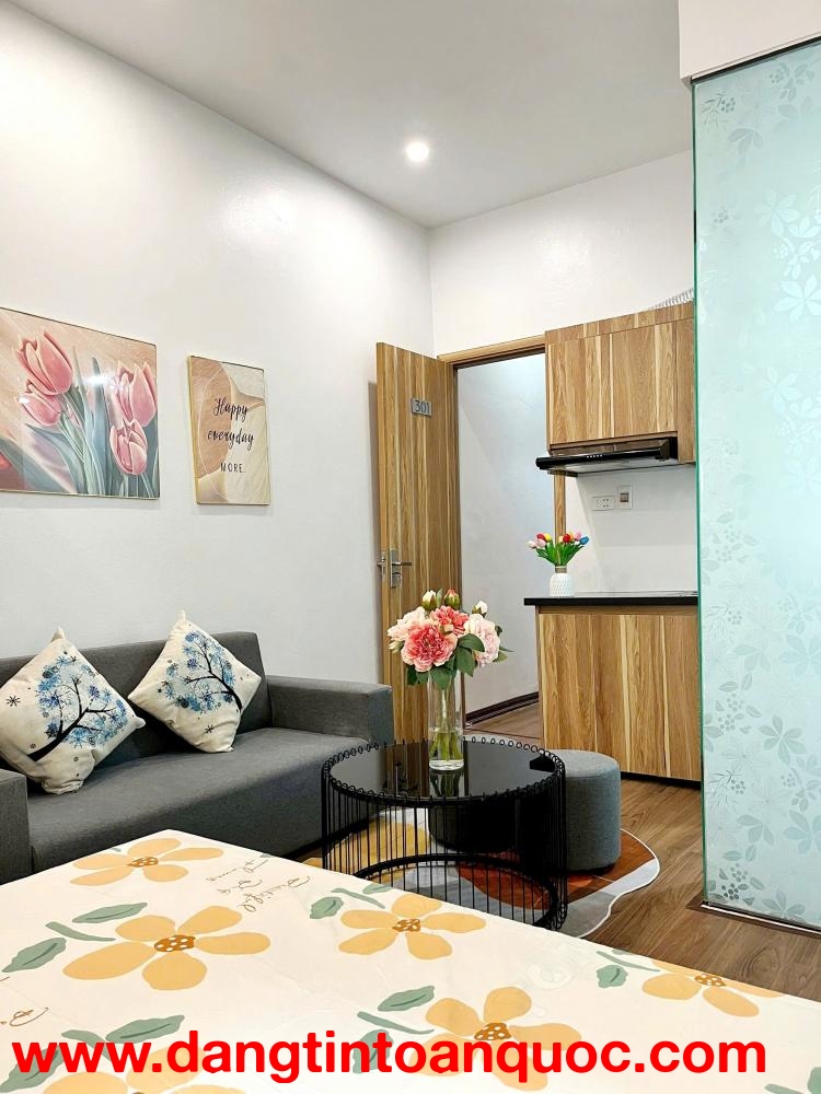 Bán gấp giá rẻ nhà Văn Chương 15m, 4 tầng, mặt tiền 2.8m, 3 tỷ Đống Đa.