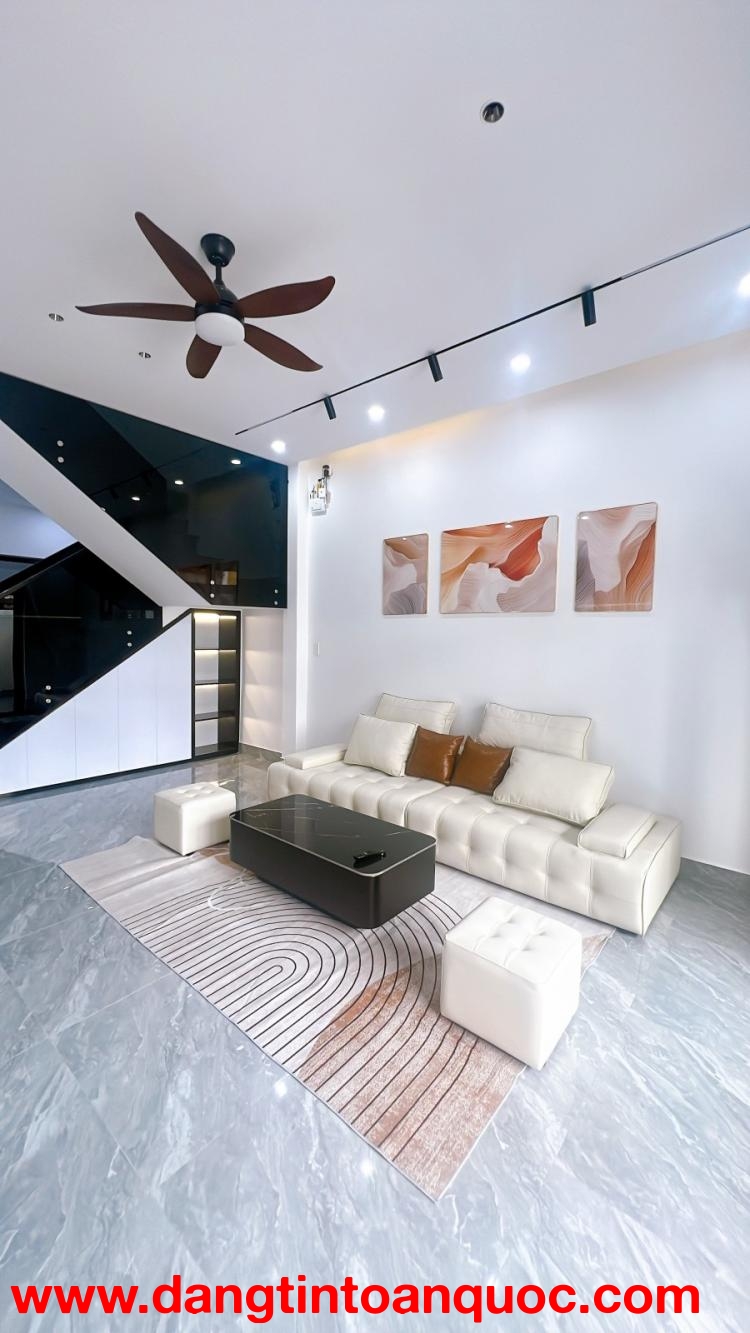 Nhà 2 tầng Bàu Cầu 11 Hoà Xuân, 90m2, 3PN, đường 5.5m, giá 6.1 tỷ