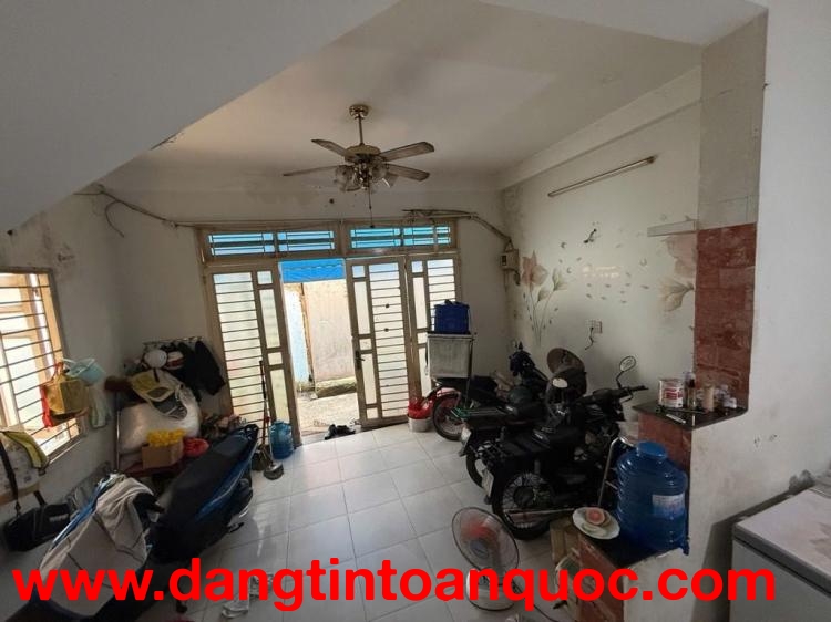 NHÀ 2 TẦNG - DIỆN TÍCH ĐẤT 40M2, ĐẤT HIỆN HỮU, KHÔNG QUY HOẠCH NGAY TRẦN XUÂN SOẠN, QUẬN 7 - S1