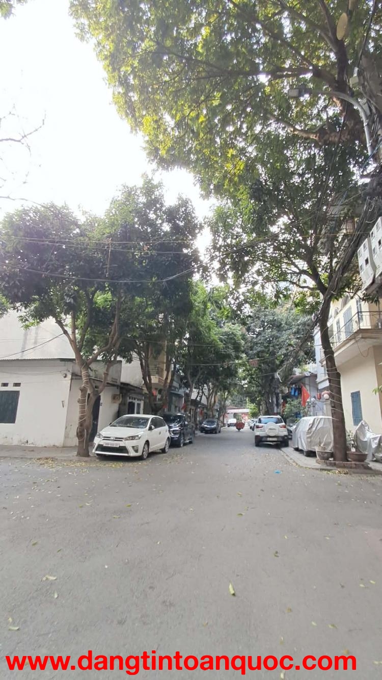 MẢNH ĐẤT ĐẸP XÂY TỔ ẤM TẠI VIỆT HƯNG – 61M2- 1x Tỷ--Ô TÔ TRÁNH ĐỖ - VỈA HÈ [0372311369]