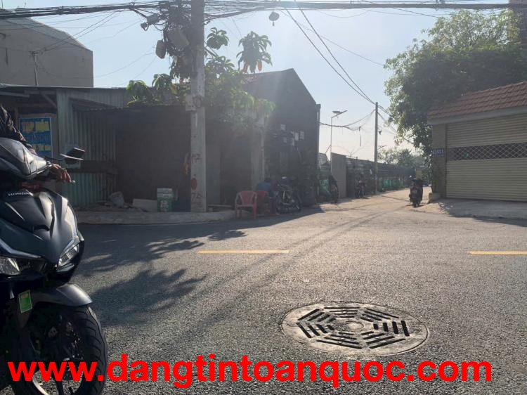 Bán đất mặt tiền 24x70m giá 19 triệu/m Đường Đông Thạnh 8-1