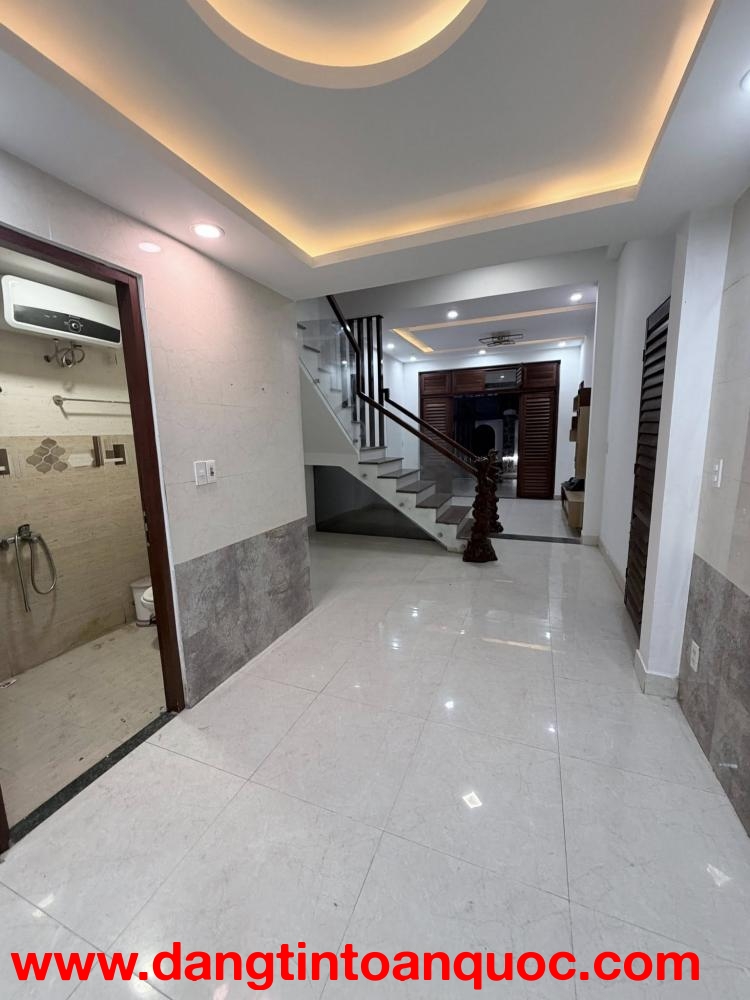 ????????Bán nhà 3 tầng 2 mặt kiệt Nguyễn Công Hoan