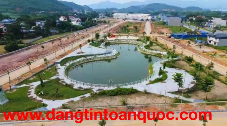 Bán nhà 3 tầng 1 tum Mặt Đường 36 Khu Đô Thị Vạ Phú – Đại Từ - Thái Nguyên.