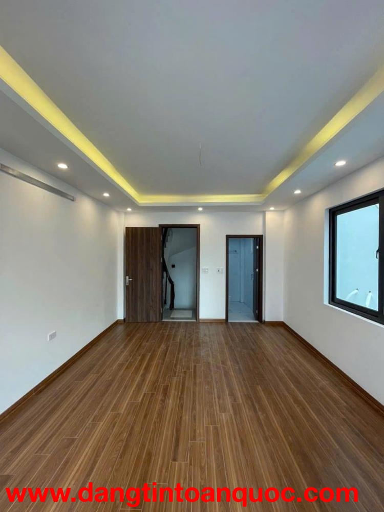 Cho gia đình thuê lâu dài, giá rẻ nhà Nguyễn An Ninh 50m, 4 tầng, mặt tiền 3.5m, 15.2 tr/th Hai Bà T