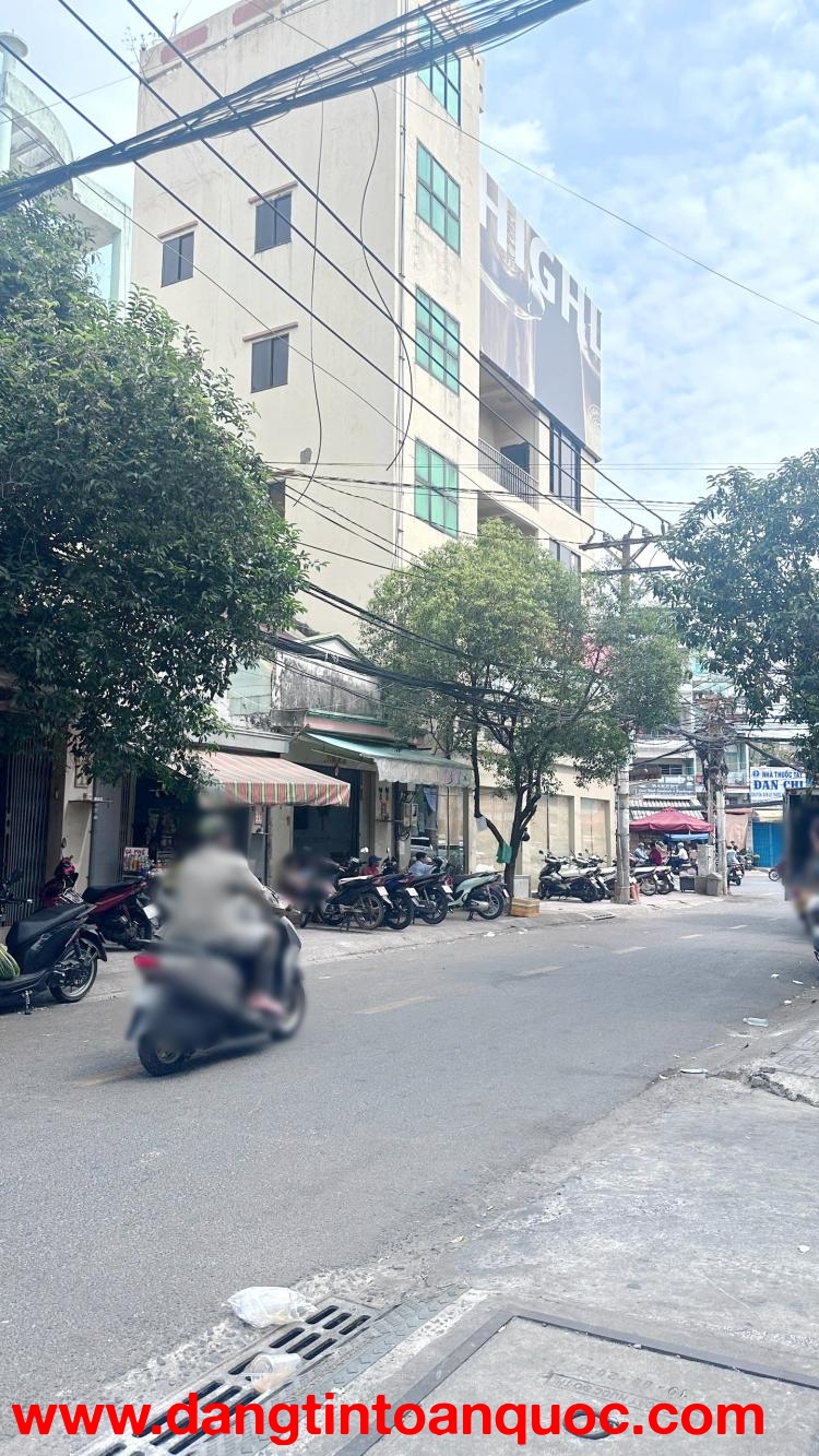 Mặt tiền Trần Nguyên Hãn P13Q8 (P.Bình Đông)