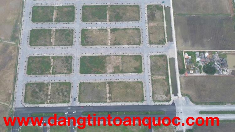 ĐẤT ĐẸP - GIÁ TỐT - Vị Trí Đắc Địa Tại Khu đấu giá Xã Tân Thanh, Tỉnh Ninh Bình