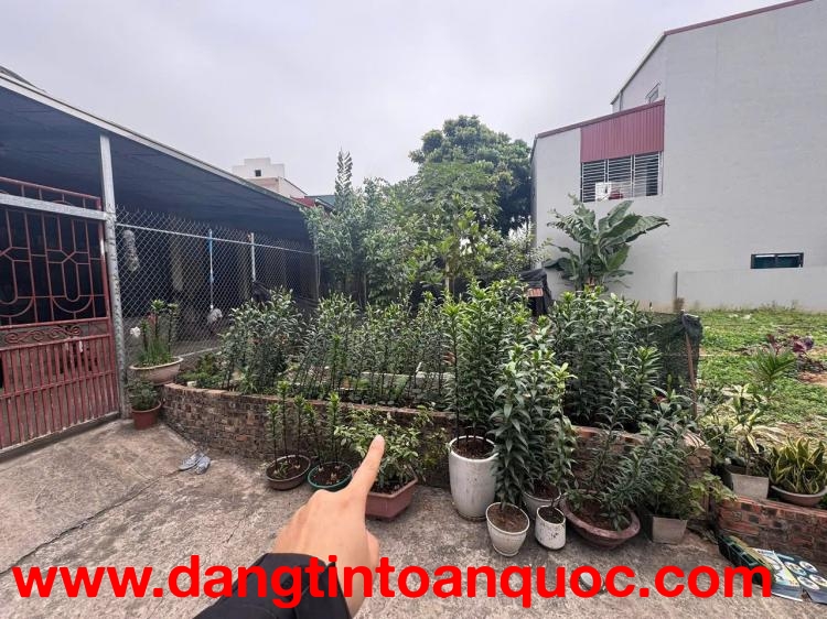 CẦN B.ÁN GẤP 75M SIÊU RẺ Ô TÔ ĐỖ CỬA TẠI THỌ AN _ LIÊN MINH _ HÀ NỘI.