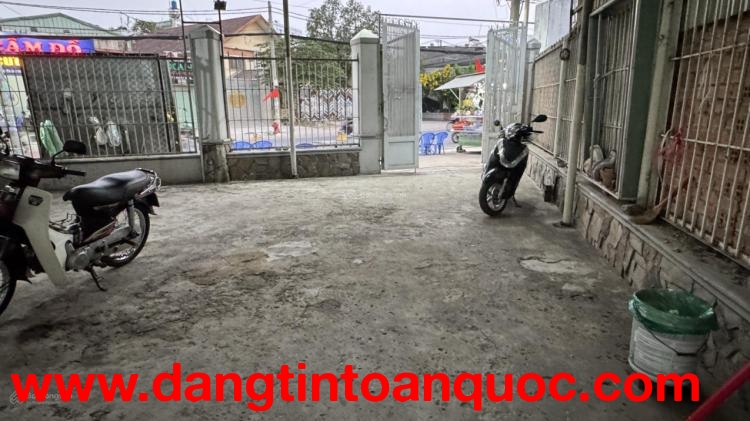 Bán Nhà mặt phố Đường Nguyễn Ảnh Thủ, 36 tỷ, 400m2, đất ở 342 m đẹp, nhiều tiện ích