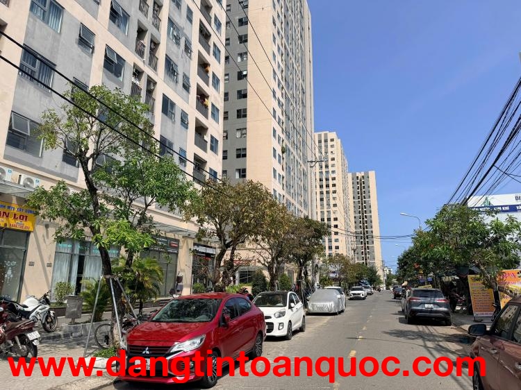 ????????Bán đất 1 cặp đường Nguyễn Thành Long - đối diện chung cư The Ori Garden