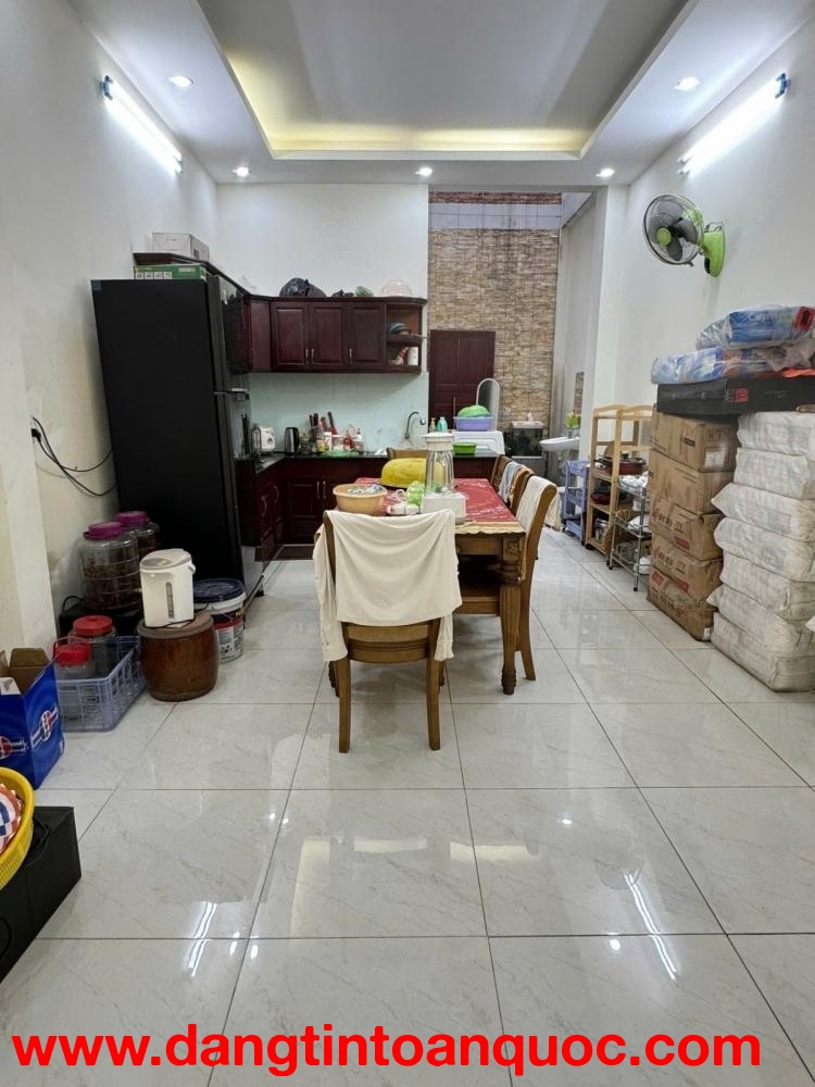 CHỈ 9.68 TỶ - CÓ NGAY NHÀ 4 TẦNG QUANG TRUNG - HẺM 1 TRỤC 6M