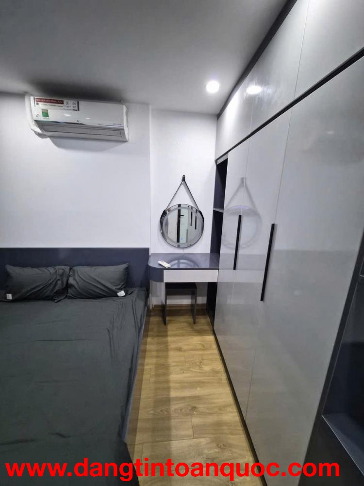 Bán gấp giá rẻ chung cư Sơn Tây 50m, tầng 2, mặt tiền 4m, 2.4 tỷ Ba Đình