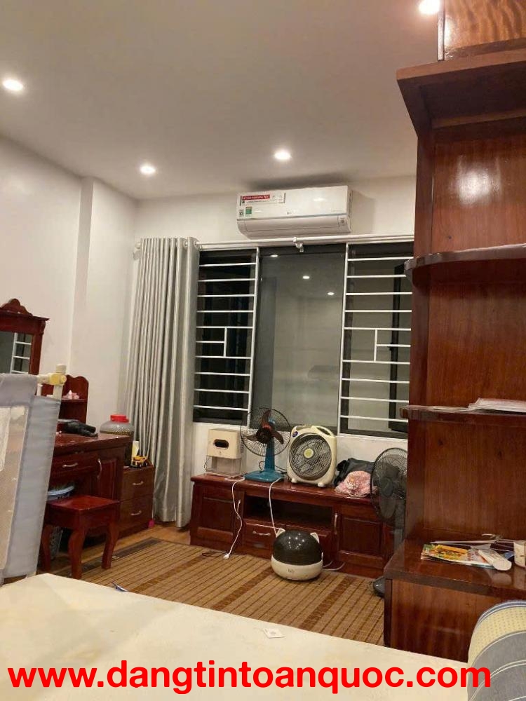 Bán gấp giá rẻ CC Complex 48 Ngọc Hồi 71m, Tầng 30, mặt tiền 5m, 5.29 tỷ Hoàng Mai.