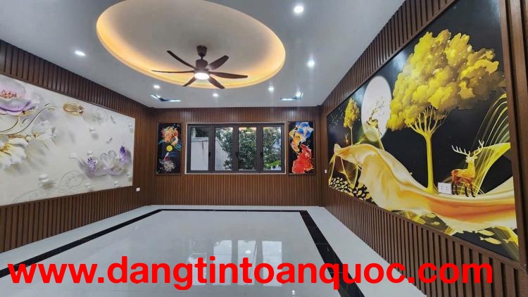 Giảm Cực Sâu Bán Nhanh Nhà 3tầng Lệch Đẹp Lung Linh Còn Nguyên Mùi Sơn