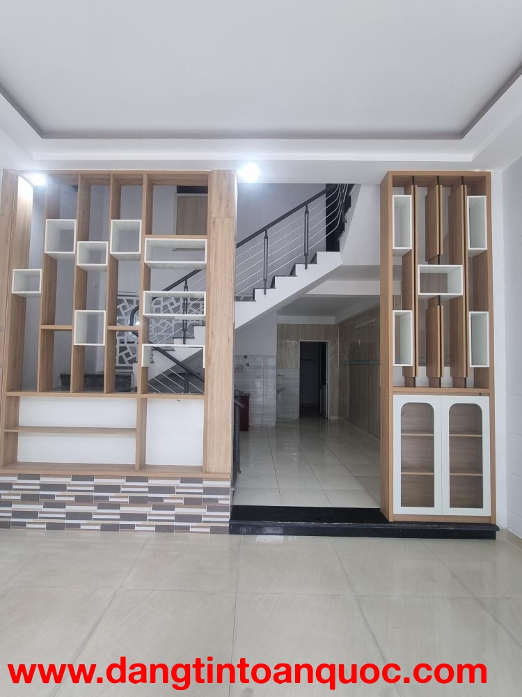 ????BÁN NHÀ 2 TẦNG GẦN BIỂN - ĐƯỜNG HÒA MINH 14)