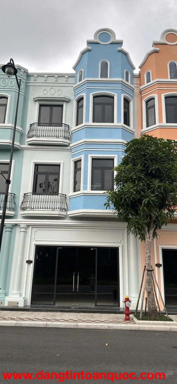 Bán cắt lỗ sâu để trả ngân hàng shop vin Phú Quốc, 12.5 tỷ, 128.7m2, mặt đường to trung tâm