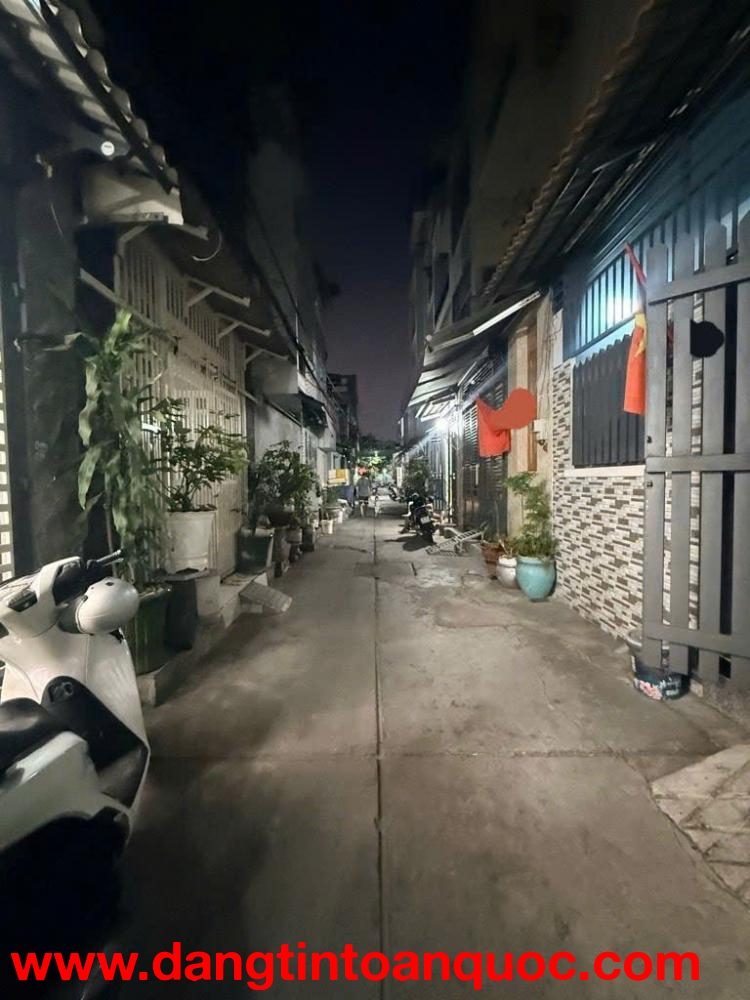 4 TỶ NHỈNH - BÌNH TÂN - Hẻm Xe Hơi - Nhà Mới - Ngay Chợ,Trường Học