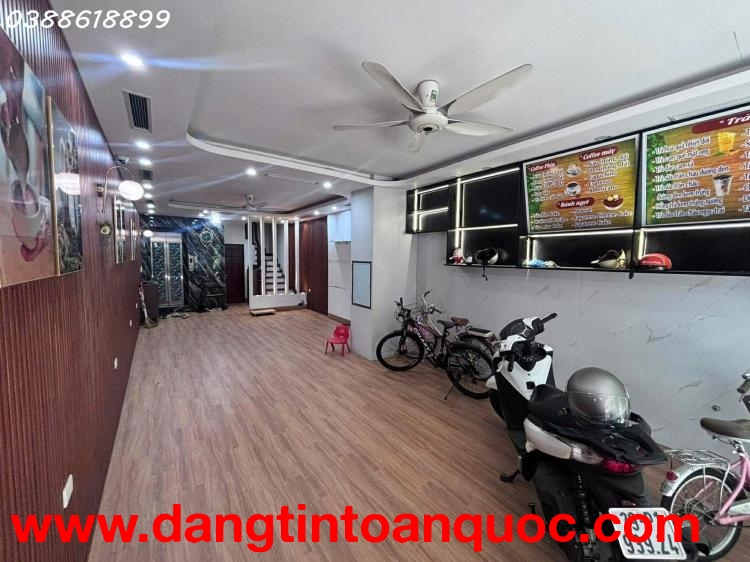 BÁN TOÀ NHÀ TRUNG KÍNH , CẦU GIẤY - 65M2 x 7 TẦNG THANG MÁY - VỈA HÈ 3 Ô TÔ TRÁNH - KINH DOANH SẦM U