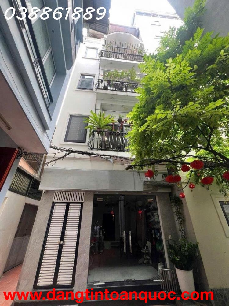 BÁN NHÀ DÂN XÂY OTO ĐỖ 10M - PHỐ HUỲNH THÚC KHÁNG- 60Mx5T,MT5,3M - LÔ GÓC