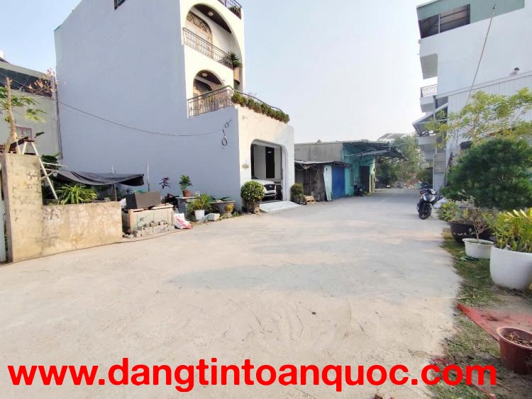 ????????Bán đất ngõ 15 Khúc Thừa Dụ - cạnh Chợ Vĩnh Niệm - 90m - Ngõ 7m