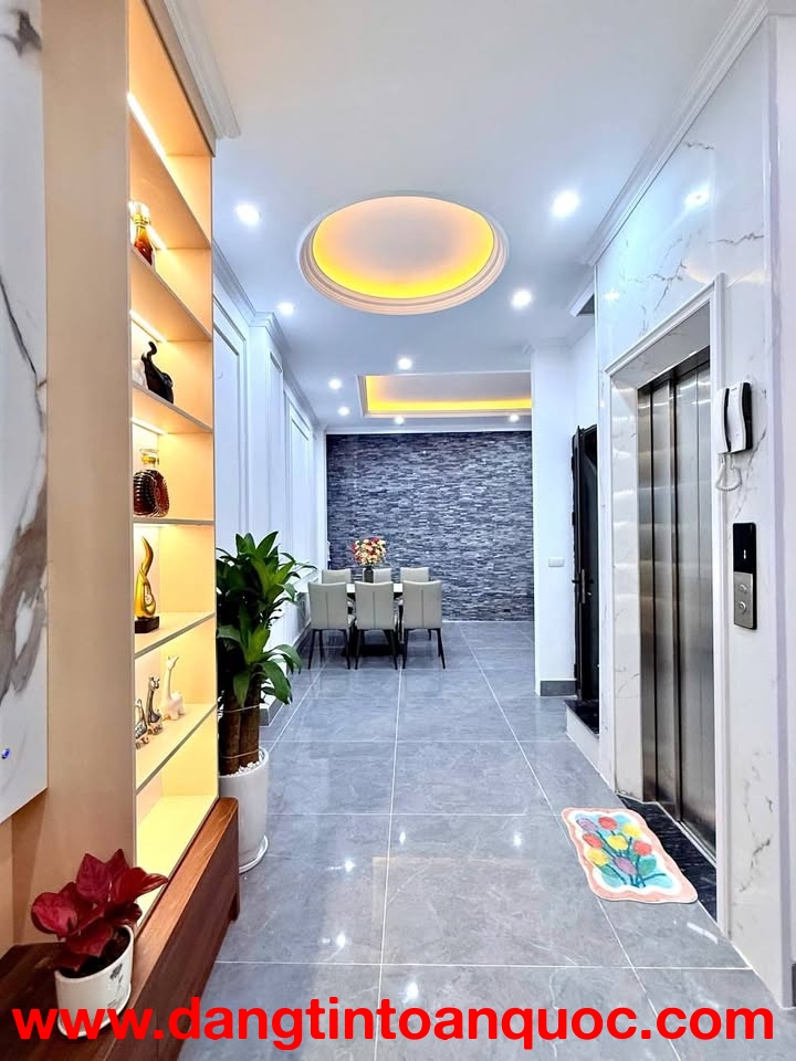 Siêu Hiếm -Cần bán căn nhà 5 tầng thang máy khu phân lô Quân đội, Thanh Xuân