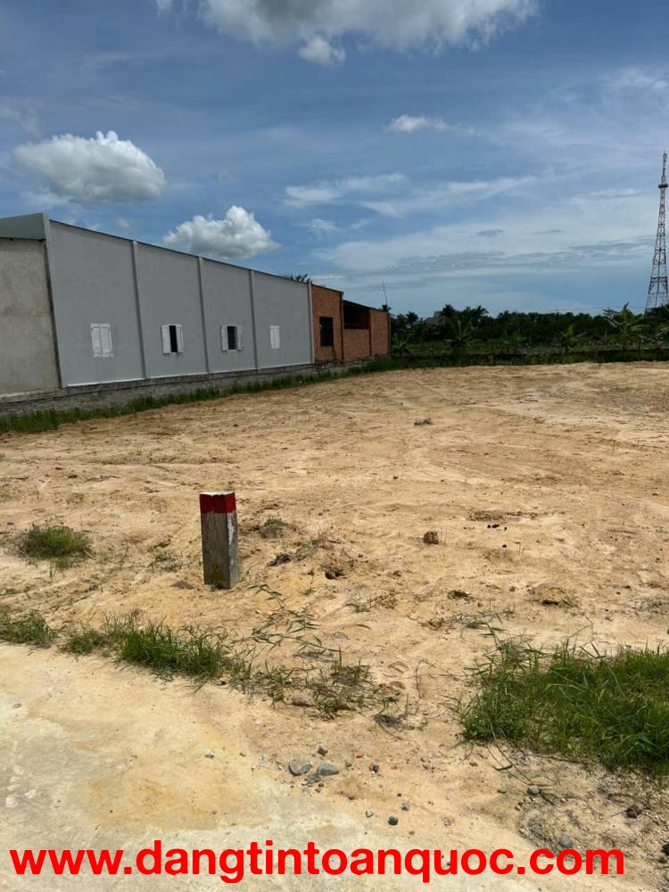 Bán 6m x 40m đất thổ cư Hẻm Lý Thái Tổ -  Tân Tiến - LaGi giá rẻ 680 triệu gần biển