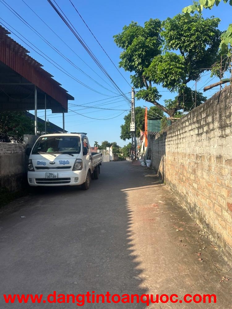 Bán lô đất 255m2(Mặt tiền 15,2 m, full thổ cư) Mặt Đường to, Trung Tâm Thị Trấn Kép ( Thôn Thanh Bìn