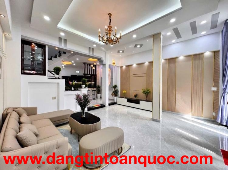 SIU PHẨM LUNG LINH QUÁ ĐẸP - GIÁ 9.1 TỶ