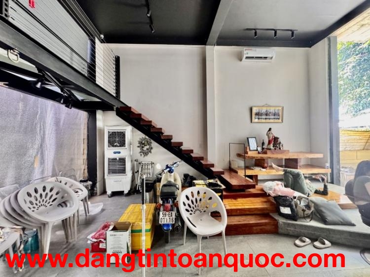 Bán nhà đường số 47 Hiệp Bình Chánh, Thủ Đức, TP HCM. DT 210m2, 4 Tầng - Giá 16.9 Tỷ - SHR: 09331258