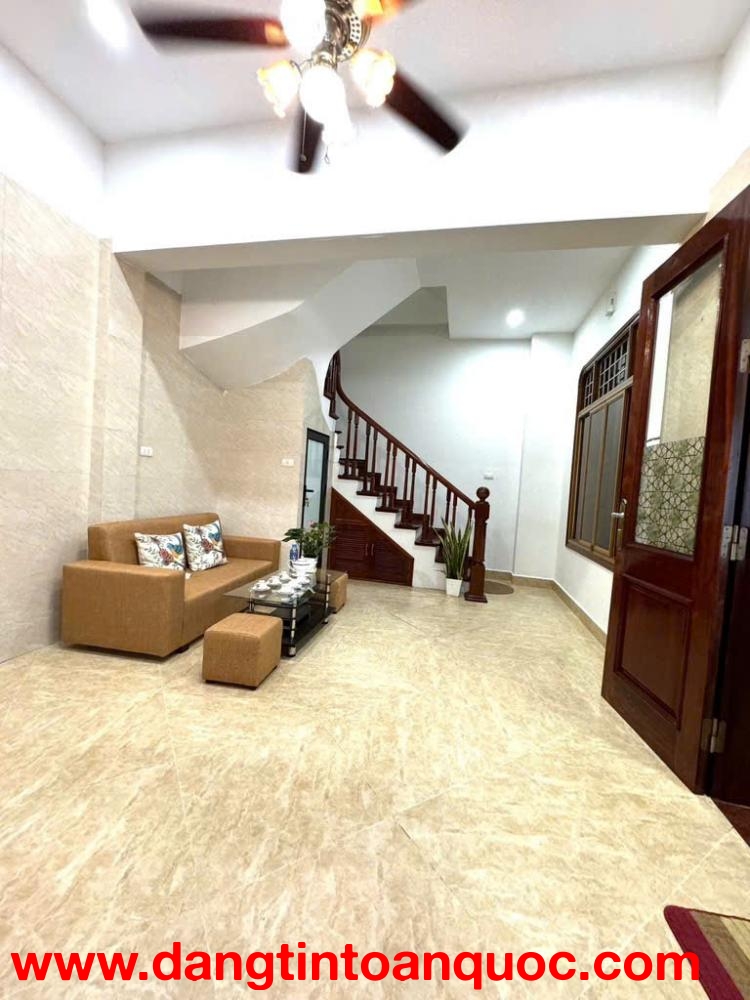 NHỈNH 8.x TỶ SIÊU PHẨM NHÀ MỚI - LÔ GÓC - TRUNG TÂM HAI BÀ TRƯNG - MINH KHAI 35m NHÀ 5 TẦNG 3 NGỦ (C